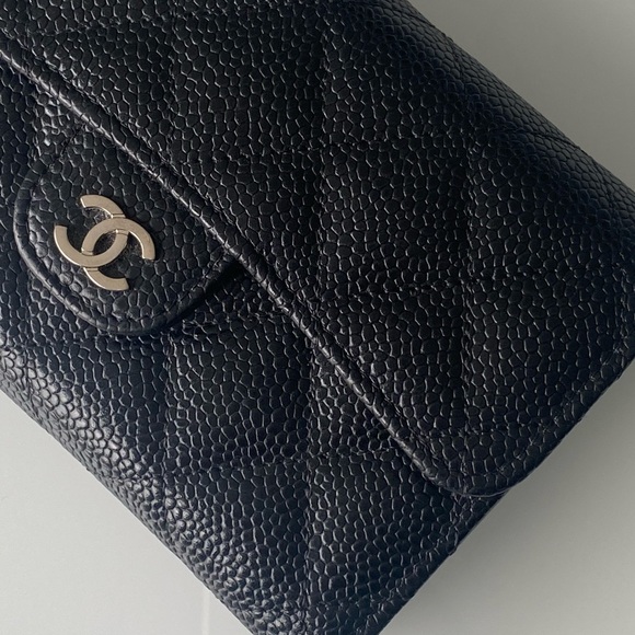 SOLD❌ Chanel Classic Flap Medium Wallet - Picture 9 of 16